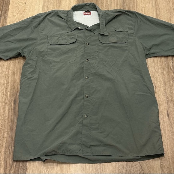 Wrangler Men's Green Button-Up Shirt size 2XT - Picture 1 of 3